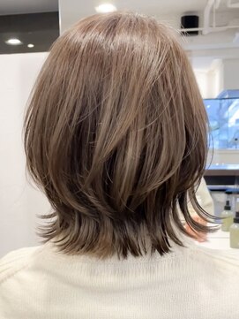 エリマ 横浜西口(elima) 横浜西口白髪染めミディアムボブベージュアッシュブラウンカラー