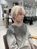ヴァンメン ヴァンカウンシル 金山(VANMEN VAN COUNCIL) ホワイトベージュカラー
