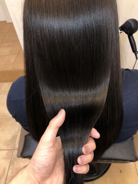 アコンプリッシュ 代官山 恵比寿(accomplish) プラチナミネコラ