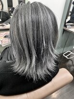 ナンバー ソポ 札幌/ジャム 札幌(N° sopo/JAM)&nbsp;マッシュウルフくびれショート前下がりボブシルバーアッシュ