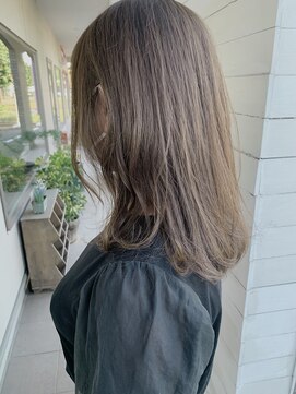 ニコ(hair room nico) グレージュマットのラフなミディアム