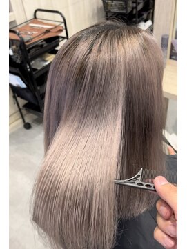 ヨロ(YoLo.) 髪質改善カラー