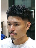 ニューオールド 三軒茶屋(NEW OLD)&nbsp;ナチュラルパーマフェード