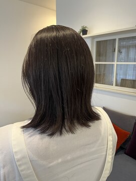 ポッシュ(poche) 外ハネミディアム