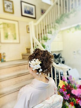 美容室 ティンカーベル 着物ヘア