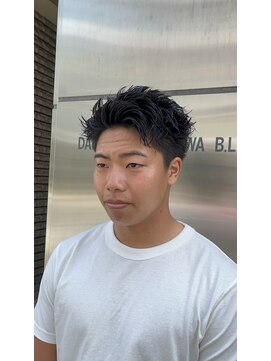 ウム(UMM) スパイキーショート