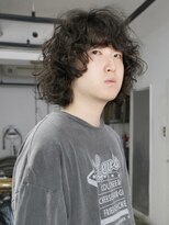 フィエル(fielu)&nbsp;野暮ったメンズパーマ【担当：ISAO】