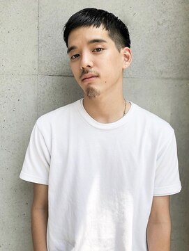 カナン(CANAAN) ★メンズヘア★セミウェット・ワイルドツーブロック★ビジカジ