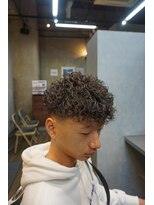 タフ バーバーショップ(TOUGH BARBER SHOP) スペインカール