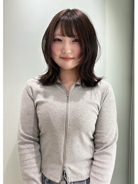 ラパンセ ブラン(LA PENSEE BRUN) くびれミディアムレイヤー