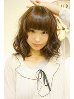 メイズ(MAZE) 厚めバングの暗髪ウェービーボブ【メイズ東中野・鍛原志行】