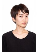 ゆとりのある、ショートマッシュスタイル。