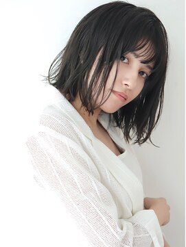 ビーハイブアヴェダ PARCO2店(BEHIVE AVEDA) 女性らしい質感の色っぽミディアム