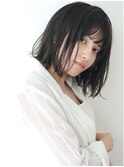 女性らしい質感の色っぽミディアム