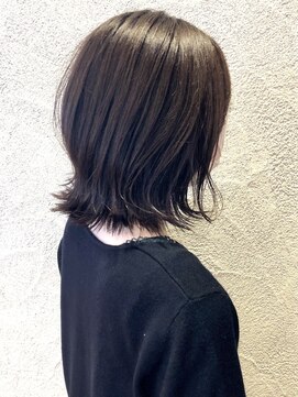 コレット(COLLET) 大人のミディアム×外ハネ_エアリーミディ _黒髪