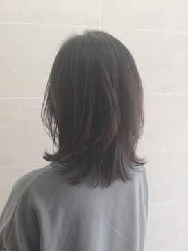 ボネッカ 鶴見(BONECCA) 外ハネミディ×ポイントカラー石黒聡子