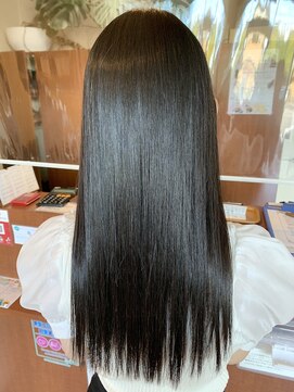 マール(marl) 【marl.】ストレートロング　@30代40代50代/鈴鹿