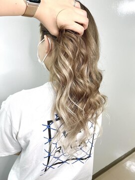 ブランシスヘアー(Bulansis Hair) #ハイトーン #ロング #ツーブロック