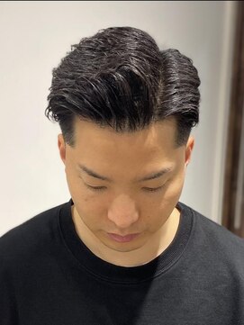 ドルクス 日本橋(Dorcus) アイロンパーマ　爆イケフロント！　大人メンズヘア