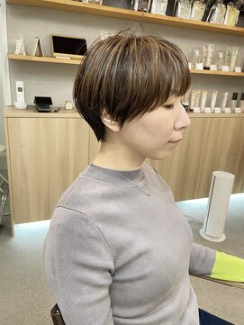 ウティ(outil) マッシュショート_ハイライトカラー_ブリーチカラー