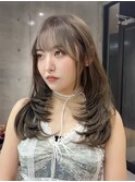 小顔に見せるミディアムヘア/韓国ヘア/暗めカラー