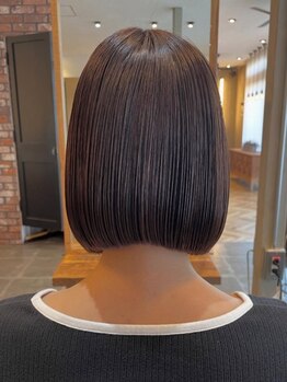 オル(olu.)の写真/自然で柔らかい縮毛矯正に定評◎縮毛矯正のプロが担当！不自然な直毛は卒業し理想のストレートを提供します