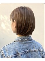 ドアーズ(Door's)&nbsp;30代40代ショート白髪染めグレイカラーボブ艶栄名駅伏見丸の内