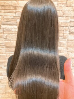 ヘアーアンジュ(Hair Ange)の写真/プロの診断とカウンセリングで髪質に合わせて縮毛矯正！艶髪のストレートヘアを叶えます♪
