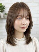 アイスバーグ ウェスト 清澄白河(eyesburg W/est)&nbsp;レイヤーミディアム内巻きワンカール前髪ありブラウン