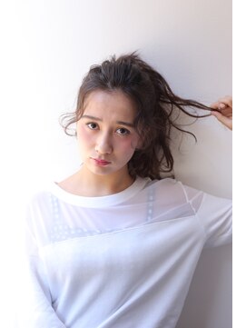 ドゥニカ(donica) ロングアレンジヘア20代30代40代