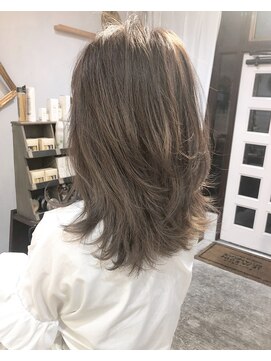 ヘアーアンドアトリエ マール(Hair&Atelier Marl) 【Marl】フォギーグレージュカラーの無造作セミディ♪