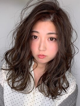 ロアナ 六本木(LOANA ROPPONGI) 【LOANA 岡野】ナチュラル × 大人 アッシュ