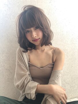 エース (ACE) ACE 大人小顔バングニュアンスロブ 横浜
