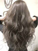 シエル 川越(CIEL)&nbsp;ハイライト×透明感カラーで思わず触りたくなる愛されロング