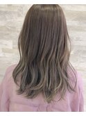 【Rio】伸ばしかけセミロング×グレージュ