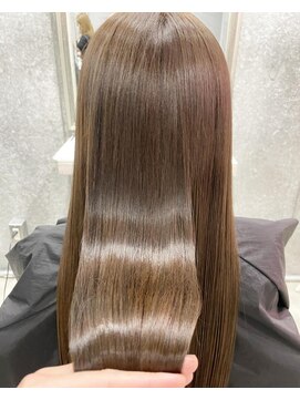 レイドバック(LAID BACK) 【艶髪/高濃度水素を使用】スーパーロングヘアの髪質改善