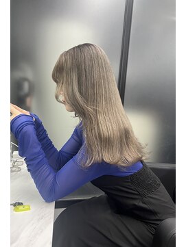 リア 大阪梅田(Ria) ～グレージュ～　【Ria 大阪 梅田】