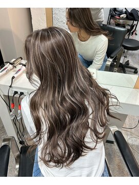 ブレンド 渋谷(BLend) ハイライトブルージュマチルダボブインナーグレージュ前髪