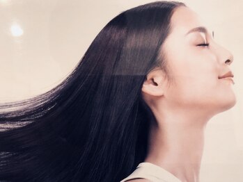 リモ ヘア デザイン(LiMO Hair Design)の写真/【髪質改善・トリートメント】つや、うるおいを出したい・しっとりさせたい♪ キレイな自信のもてる髪に☆