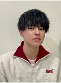 韓国風センターパートシースルーバングメンズ透明感カラー