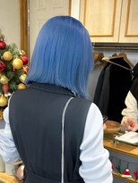 ネオリーブ クーロ(Neolive curro)&nbsp;ダブルカラー　ブルーボブ×ケアブリーチ　　メルティカラー