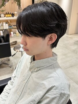 シーア(ciia) センターパート メンズショート ニュアンスパーマ