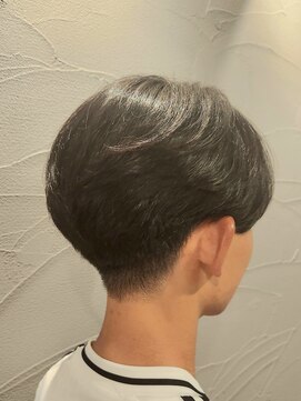 サンジュウナナドシー 大宮東口店(37.0℃) センターパート