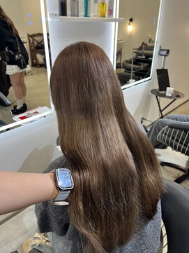 クオン 伊勢崎(QUON.) ヘーゼルベージュ