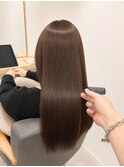 乾かしただけでまとまる。地毛風ストレート