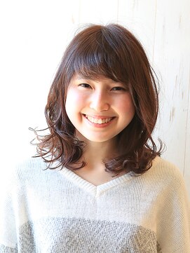 ベイビーズ ブレス(Baby's breath) ふんわり小顔ミディアムボブ