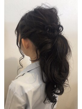 クロリ(Coloris) 文化祭ヘアアレンジ☆ゆるポニー