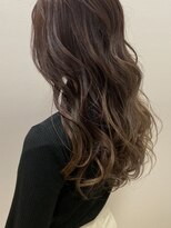 メイプルフェロー(MAPLE fellow)&nbsp;20代30代40代大人可愛い★グレージュ白髪染めロング