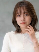 ドットハリス(.Hallis)&nbsp;大人かわいい/小顔/ミディアムレイヤー/20代30代40代