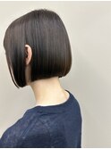 小顔ストレートボブ黒髪グレージュダークアッシュモード